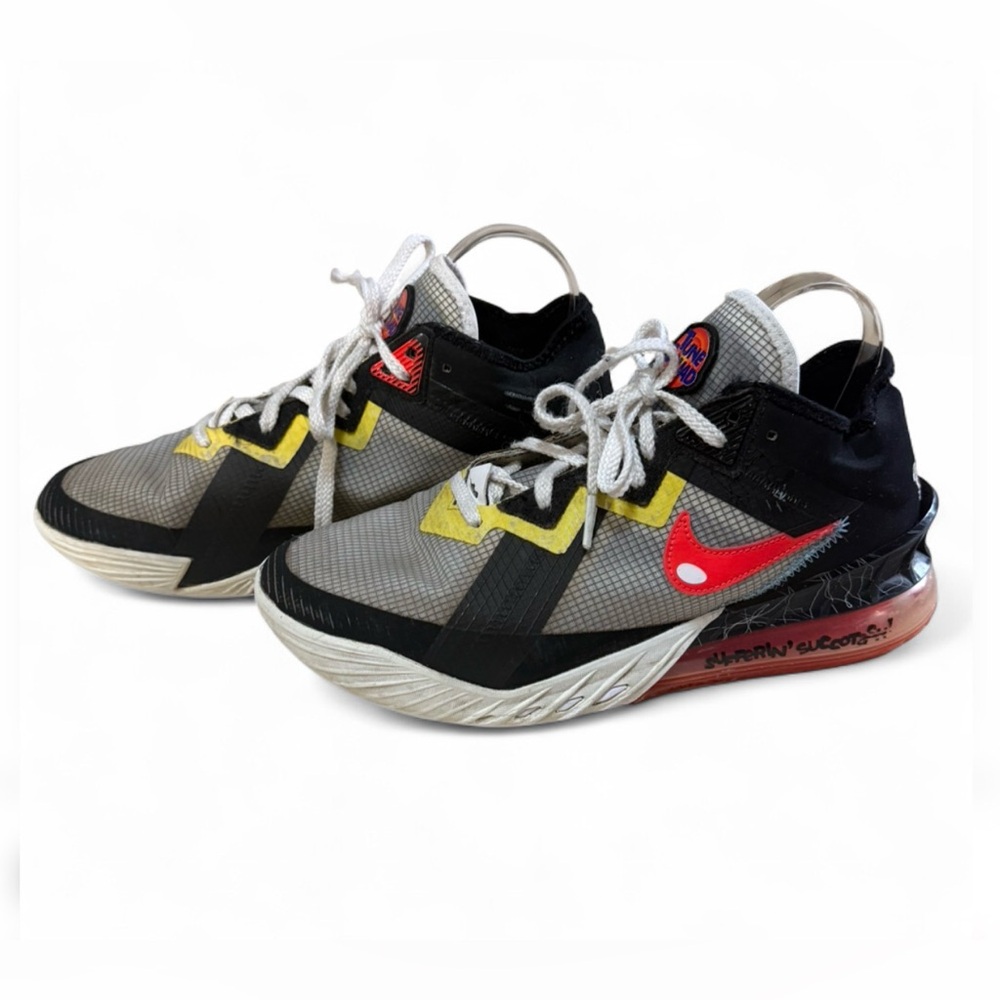 Nike LeBron 18 Low Space Jam Tweety Sylvester Shoes Mens 8.5